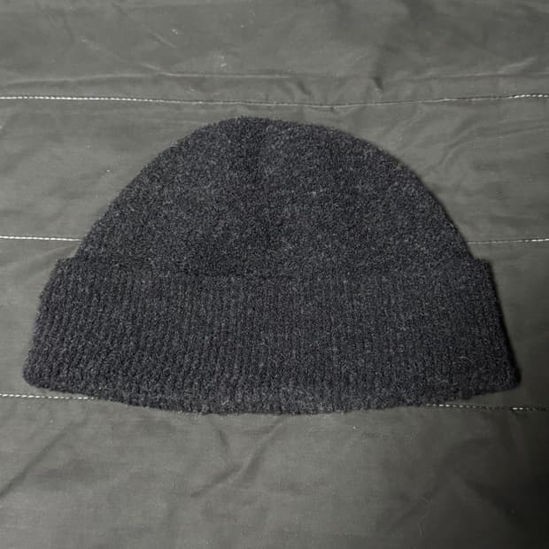 아워레가시 아카이브 울 비니 블랙 (OS)