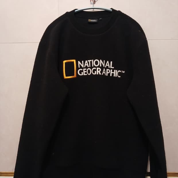 내셔널지오그래픽 정품 여성 뽀글이 맨투맨 95 (M) 사이즈