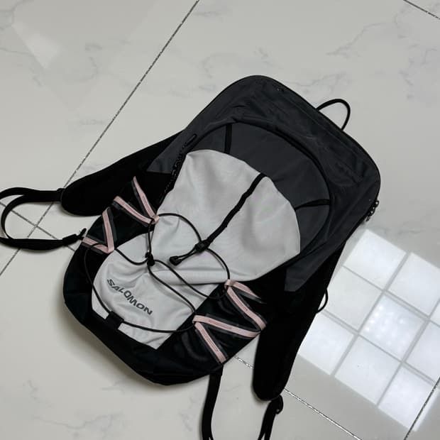 살로몬 퀵레이스 LT 백팩 라이트 그레이