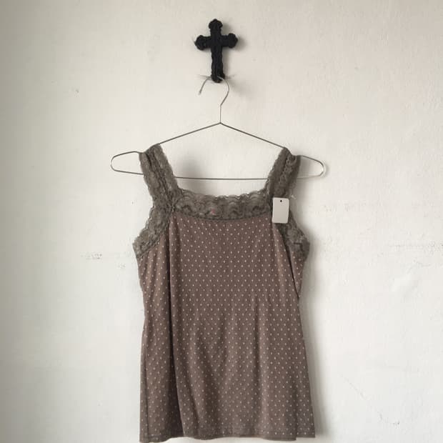 Lace trimming dot pattern sleeveless