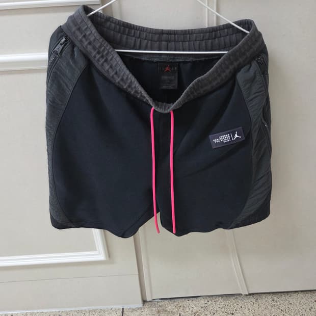 조던 엔지니어드 반바지 L