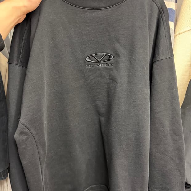 베트멍 블랙 스웨트셔츠 L (XL)