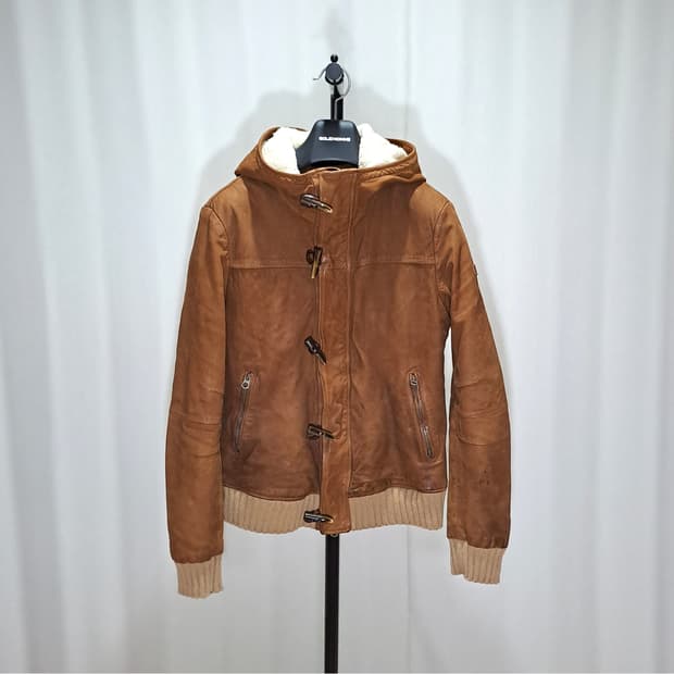 (택포) 아르마니진 고트스킨 후드 무스탕 48 B813