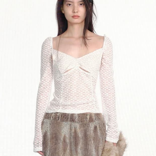 CERRIC 세릭 LACE UNDER CUT-OUT TOP / IVORY
