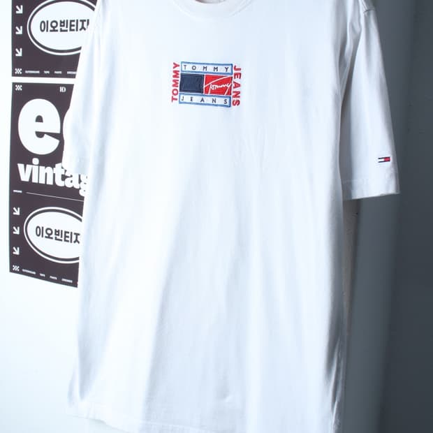 (M-XL) 타미힐피거 반팔 티셔츠 빅로고 화이트 올드스쿨-H32388