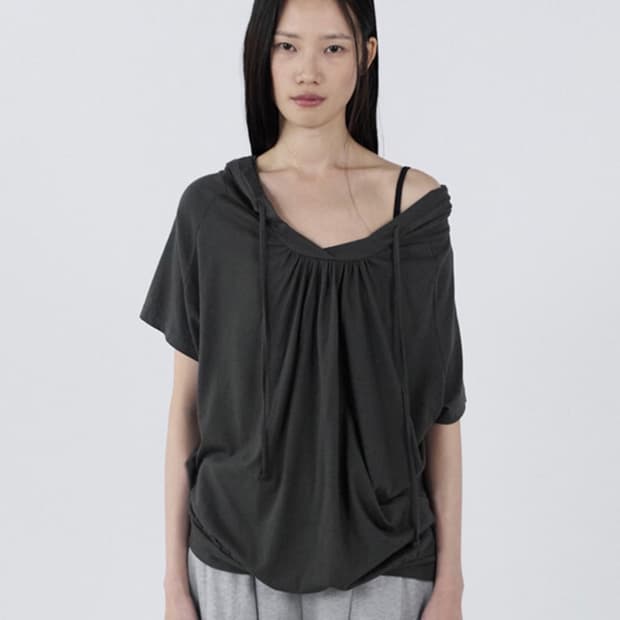 세릭 Loose Hooded Top