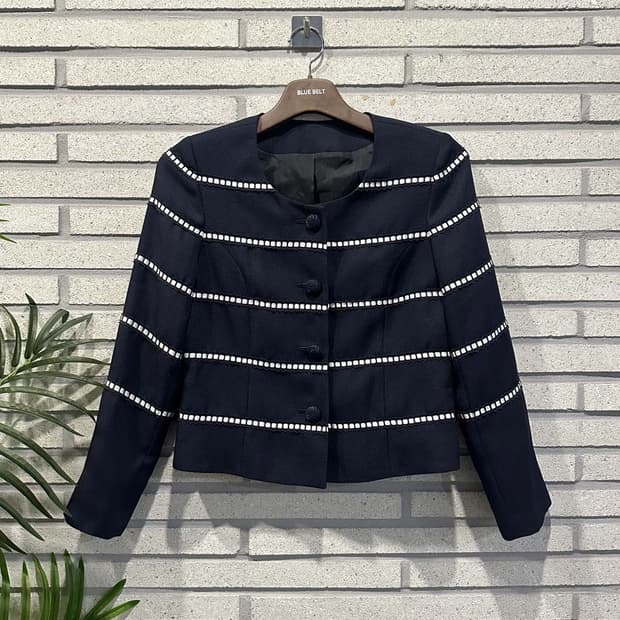 JPN VINTAGE 크롭 자켓 라운드넥 레이스 스트라이프 디테일 네이비