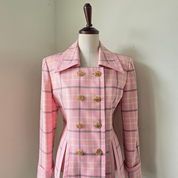 핑크 체크 더블 금장 버튼 자켓