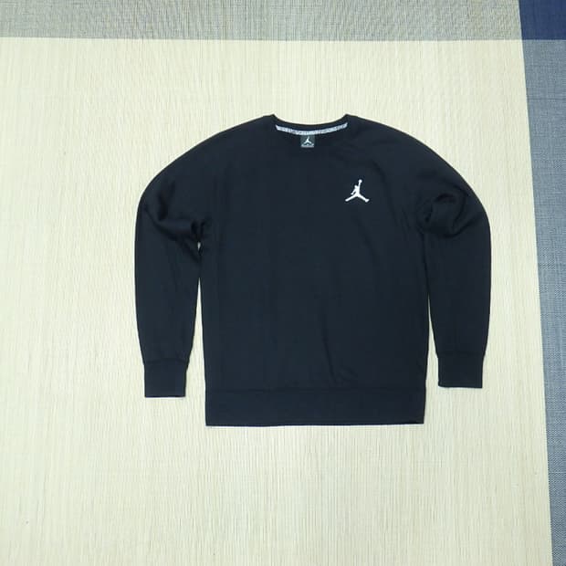 (L/100) 나이키 점프맨 브러쉬드 크루 688997-010