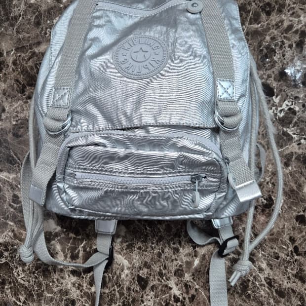 키플링 메탈 미니백팩 