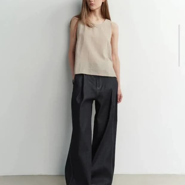 EAAH 이아 레이온 슬리브리스 탑 베이지