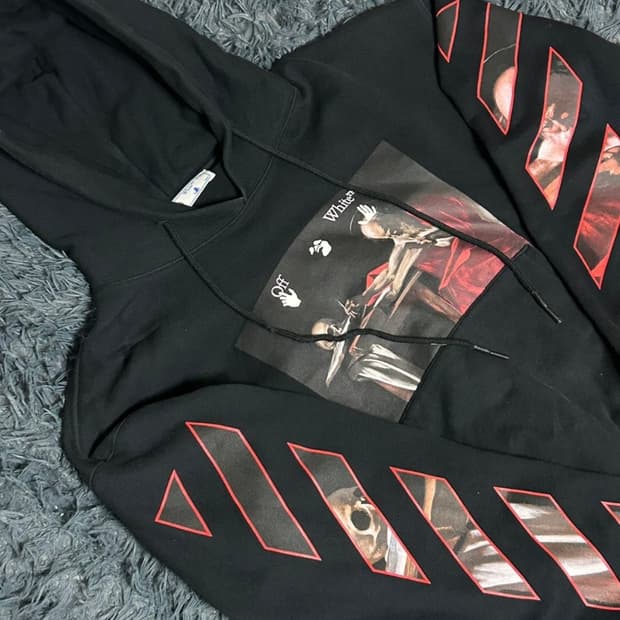 오프화이트 카라바조 후드티