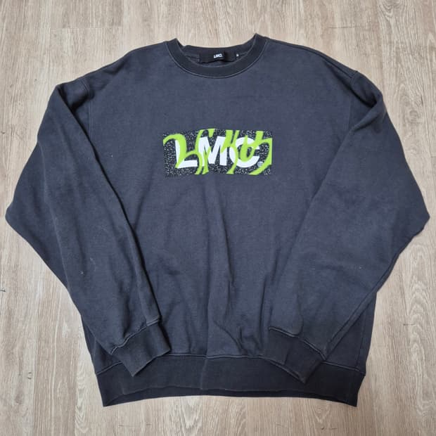 LMC 엘엠씨 그래피티 빅로고 맨투맨