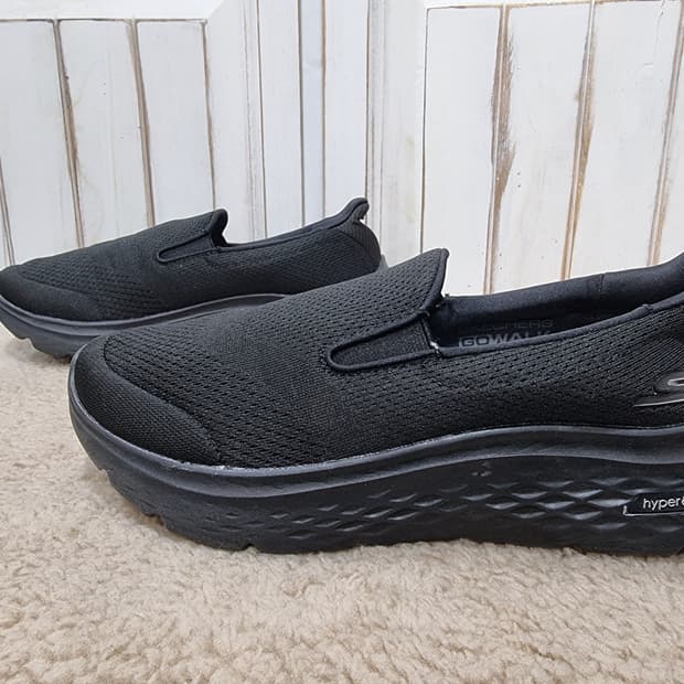 스케쳐스 고워크 하이퍼 버스트 (C862