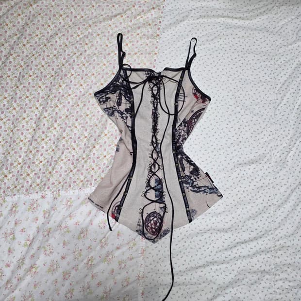 오즈온 레이스업 코르셋 오리엔탈 스트링 슬리브리스