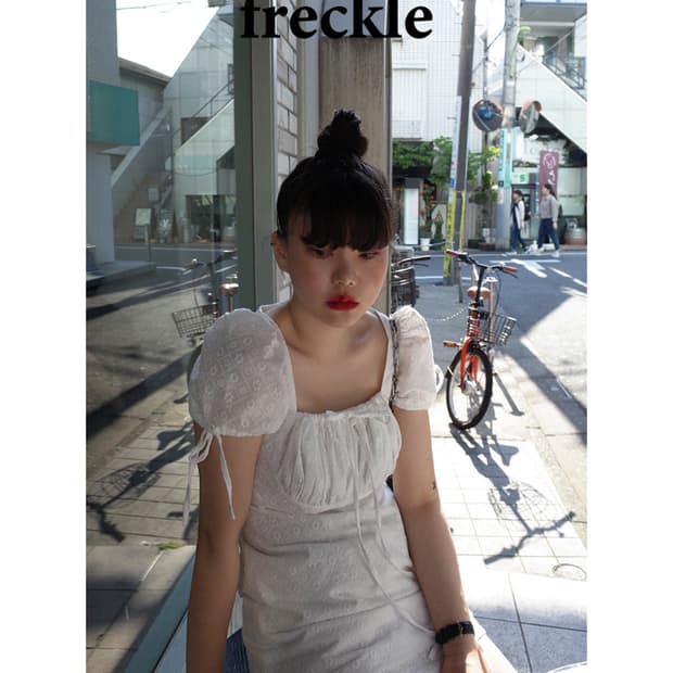 택포)프레클 원피스 flower needlepoint mini dress