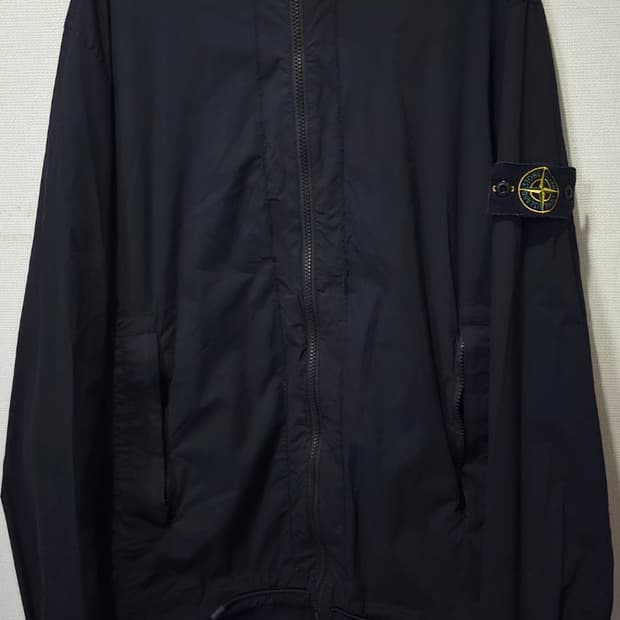 [S급/백화점판] 스톤아일랜드 스킨 터치 후드 자켓 100/L