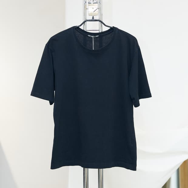Issey Miyake Men Crew Neck T-Shirt
