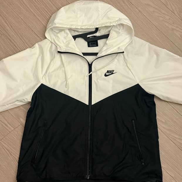 나이키 윈드러너 바람막이