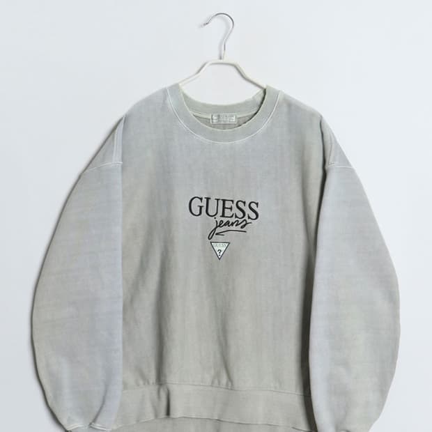 GUESS 빈티지룩 스웨트