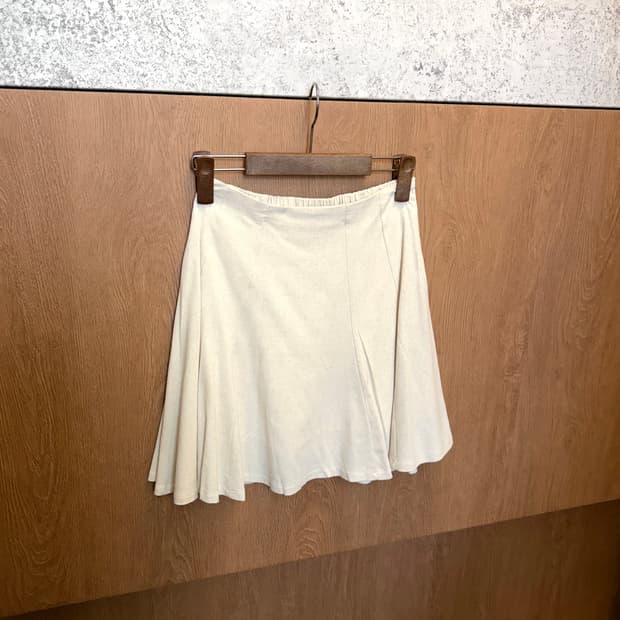 빈티지 린넨 밴딩 미디 스커트 무지 디테일 플레어핏 아이보리