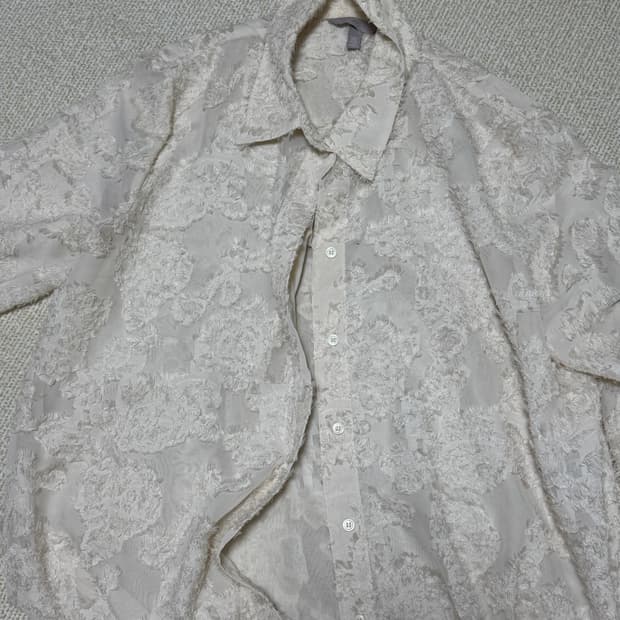 H&M 아이보리 자수 레이스 셔츠
