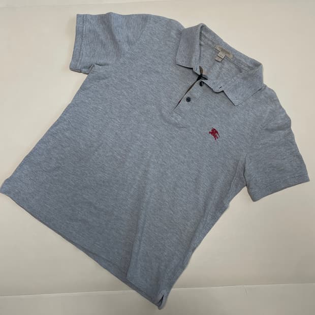 버버리 브릿(Burberry Brit) 그레이 피케 폴로 셔츠