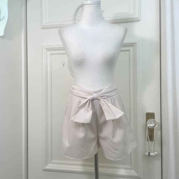 pink ivory bow point pleats summer bandi