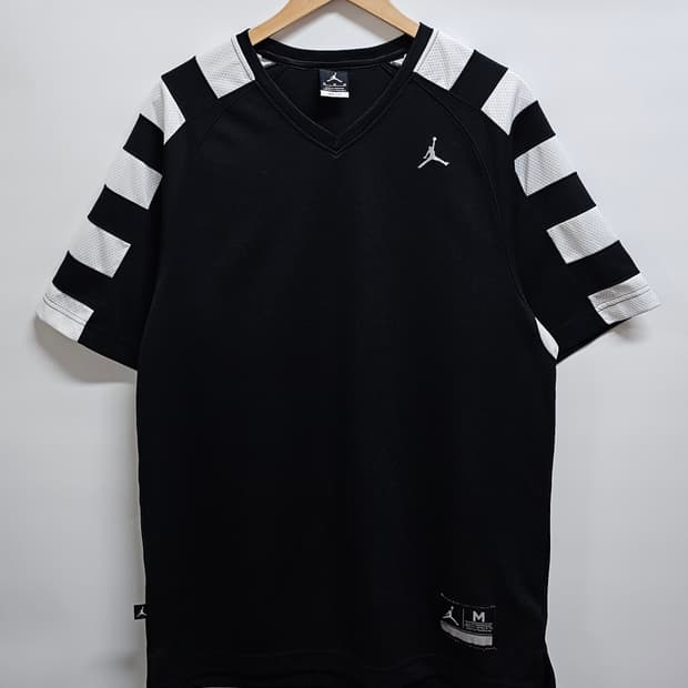 나이키 조던 드라이핏 반팔티셔츠 M 100