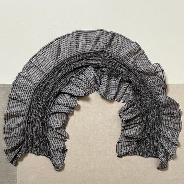 이세이미야케 me 링클 러플 스카프 issey miyake scarf