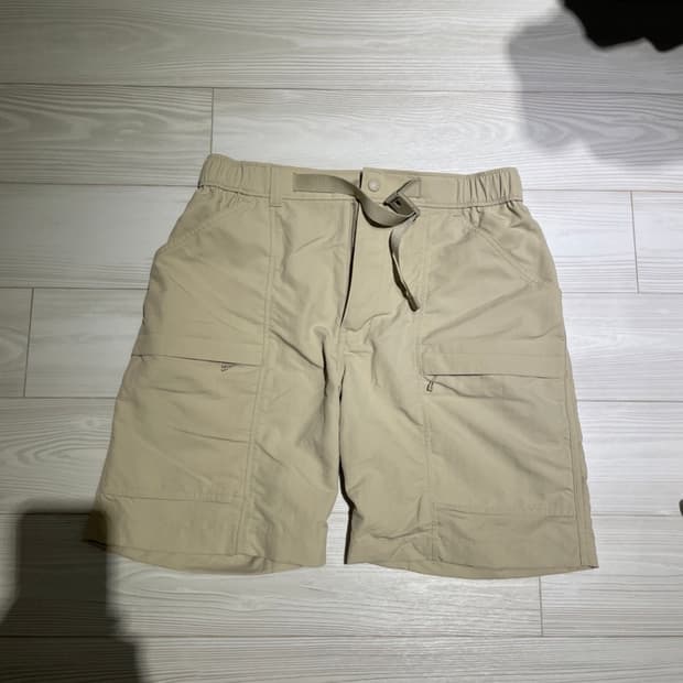 유니클로 기어쇼츠 베이지 xxl 새상품