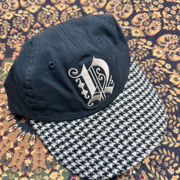 디스이즈네버댓 캡 