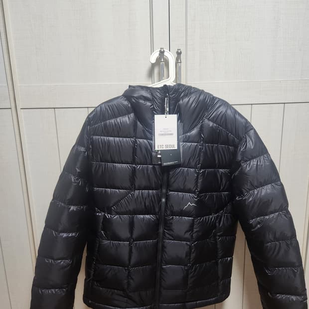 케일(cayl) 라이트 다운자켓2 블랙 M사이즈(새상품)