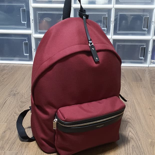 생로랑 퍼머넌트 시티 백팩