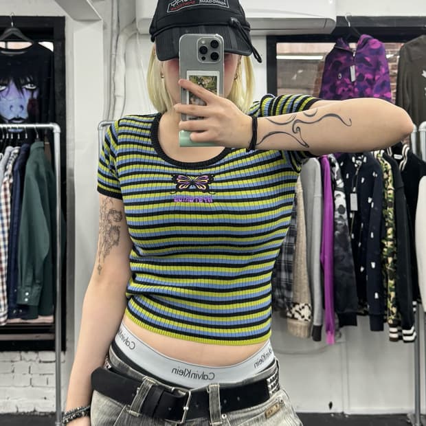 히스테릭 글래머 스트라이프 크롭티