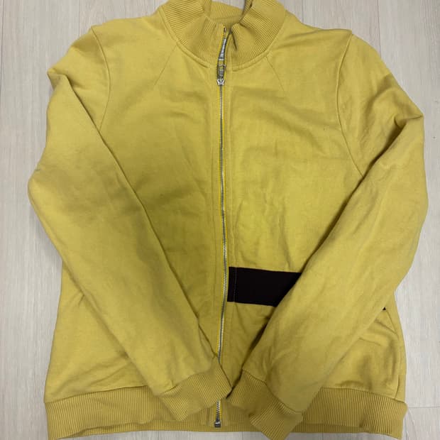 드리스반노튼 집업