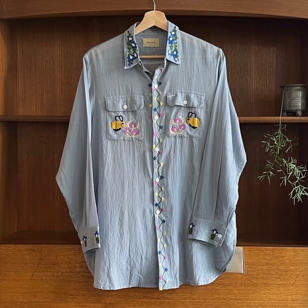 Maturely Flower Hand Stitch Shirt