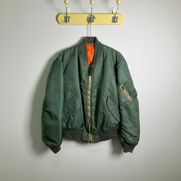 80's 알파인더스트리 카키 ma-1 항공점퍼 