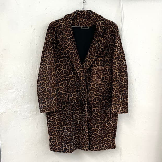 다이앤 본 퍼스텐버그 레오파드 송치 레더 코트