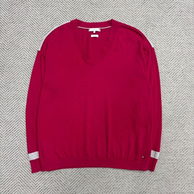 타미힐피거 코튼캐시미어 브이넥 니트 v1638