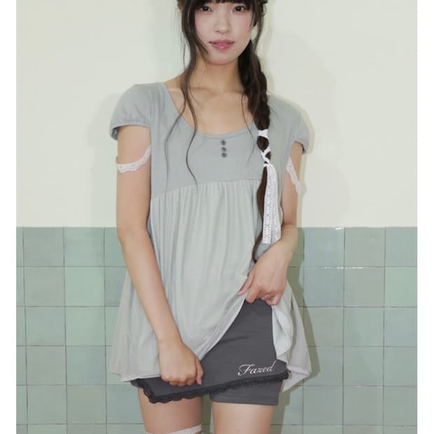 페이즈드 LACE STRAP FLARE TOP DUSTY MINT