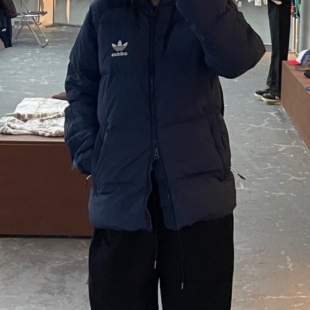 아디다스 SST 네이비 다운 패딩 H1358