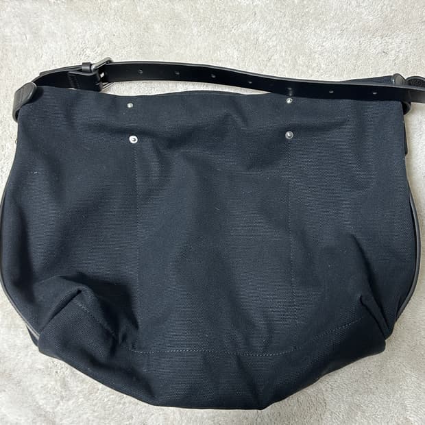 코스 캔버스백 숄더백