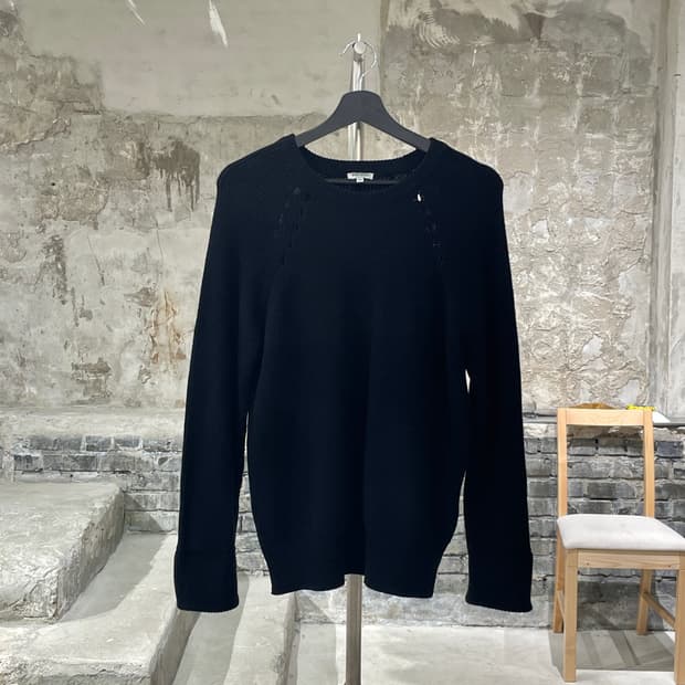 겐조 블랙 플레어 커프스 크루넥 스웨터