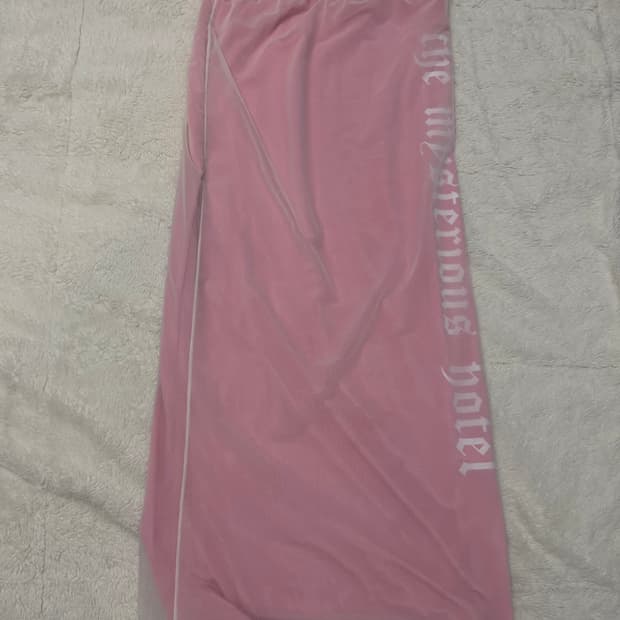 더미스테리어스호텔 롱스커트