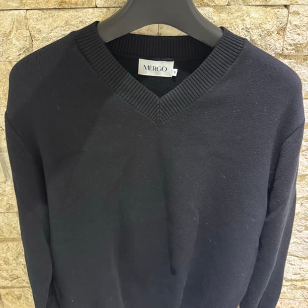 Mero 브이넥 니트