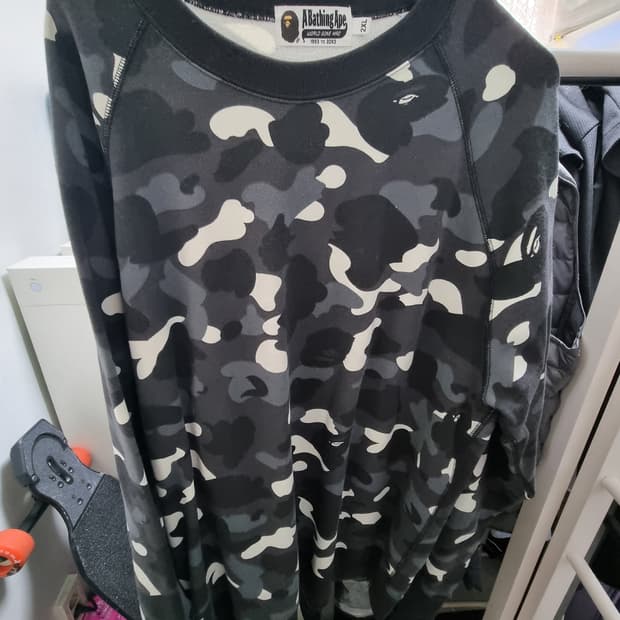 베이프 야광 맨투맨