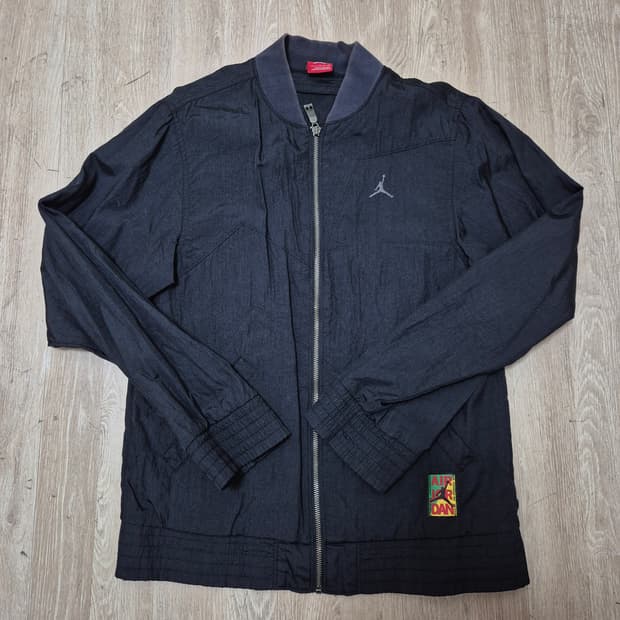 조던 에어 올드스쿨 바람막이 자켓 S(90)