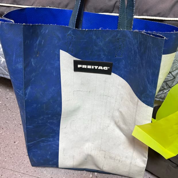 프라이탁 마이애미바이스 판매합니다 