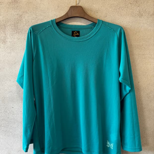 니들스 롱리브 티셔츠